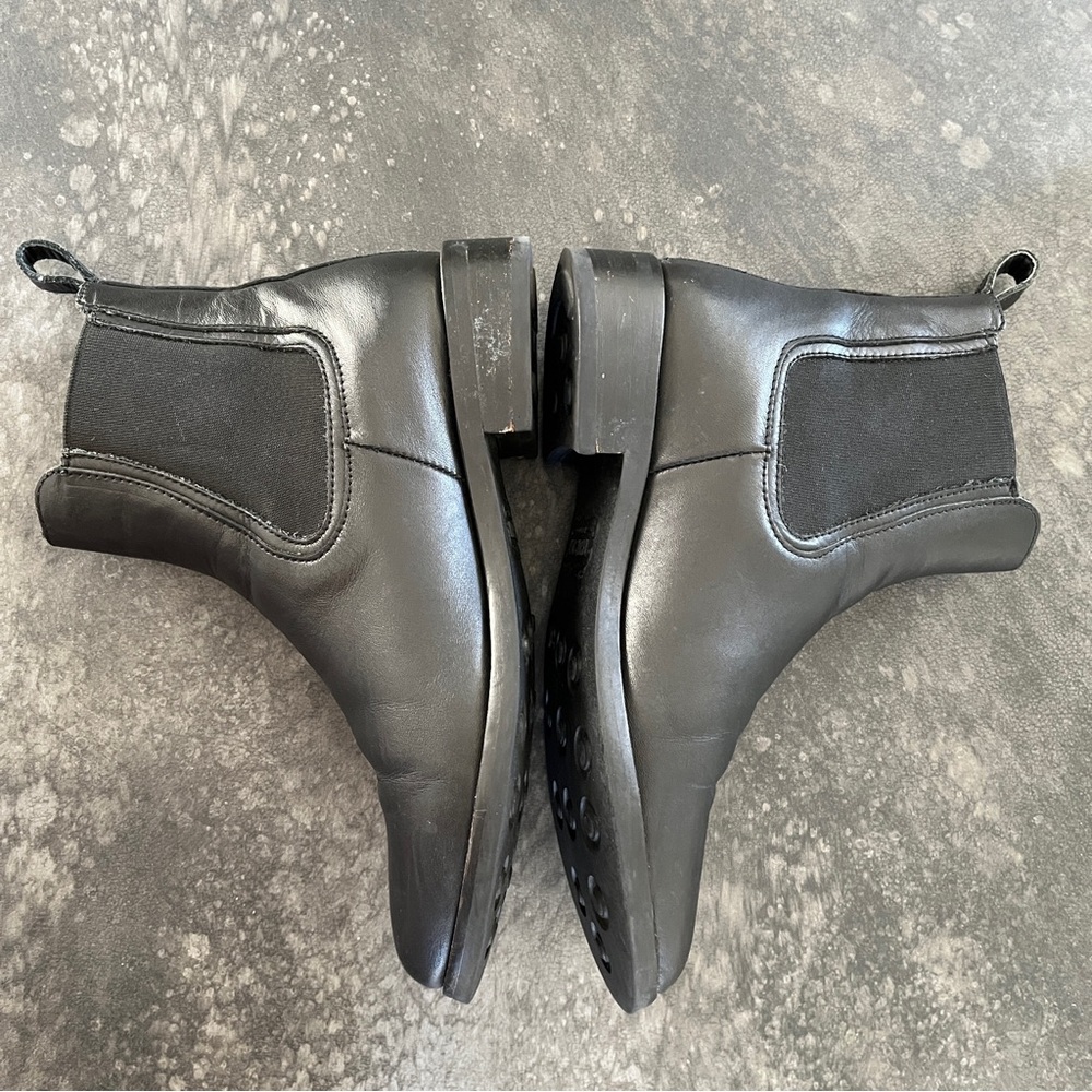Thursday Boot Company Black Leather Ankle Chelsea Boot Block Heel Womens 6.5 - Picture 5 of 12